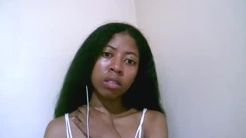 joliekah27 online show from 05.05.26