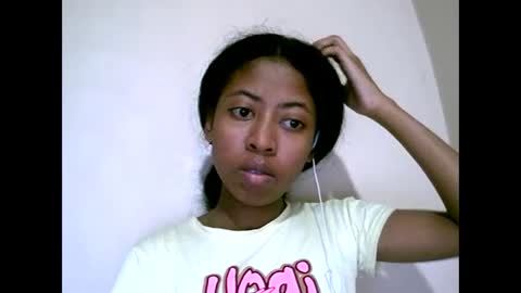 joliekah27 online show from 05.26.26