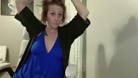 Jolie online show from 11.19.25