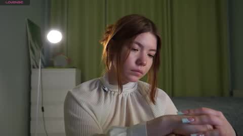 Snapshot of jolynnoliff chatting on 03.11.26 Ayako online show from 03.11.26