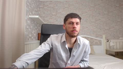 JonahShaw online show from 04.10.26