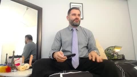 Snapshot of jonas_beard1 chatting on 11.04.25 JONAS BEARD online show from 11.04.25