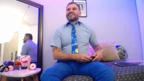 Snapshot of jonas_beard1 chatting on 11.13.25 JONAS BEARD online show from 11.13.25