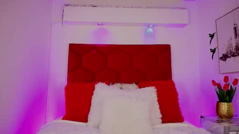 Snapshot of jonas_hiill chatting on 10.26.25 Jonas online show from 10.26.25