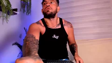 Snapshot of jonathan_rivers chatting on 02.12.26 Jonathan RiversNew online show from 02.12.26