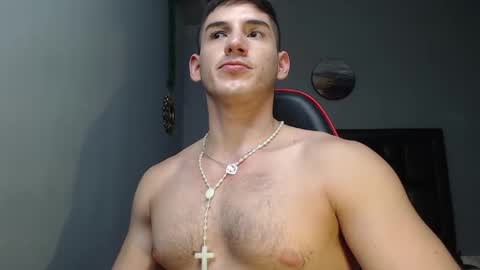 Snapshot of jonathancast08 chatting on 01.15.25 jonathancast08 online show from 01.15.25