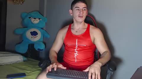 Snapshot of jonathancast08 chatting on 01.31.25 jonathancast08 online show from 01.31.25