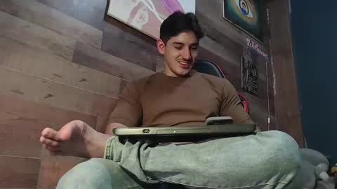 Snapshot of jonathancast08 chatting on 02.14.26 jonathancast08 online show from 02.14.26