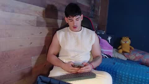 Snapshot of jonathancast08 chatting on 02.24.26 jonathancast08 online show from 02.24.26