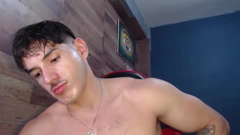 Snapshot of jonathancast08 chatting on 02.25.26 jonathancast08 online show from 02.25.26