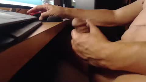 Snapshot of jonftl chatting on 11.29.25 Jon in Florida online show from 11.29.25