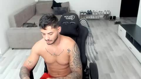 Snapshot of jonnyporn1 chatting on 09.16.25 jonnyporn1 online show from 09.16.25