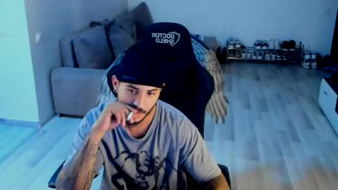 Snapshot of jonnyporn1 chatting on 10.04.25 jonnyporn1 online show from 10.04.25