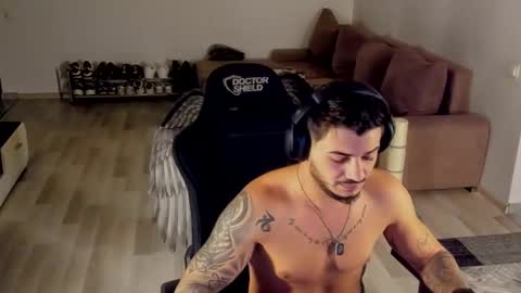 jonnyporn1 online show from 12.20.25