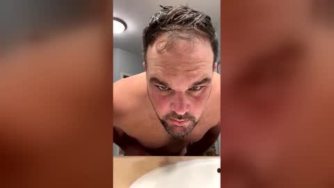 Snapshot of jonsch55 chatting on 12.19.25 jonsch55 online show from 12.19.25