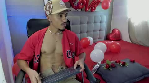 Snapshot of jordan_love7 chatting on 02.15.25 jordan online show from 02.15.25