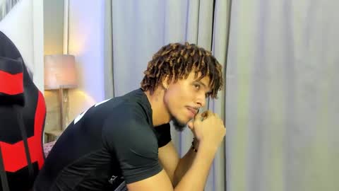 Snapshot of jordan_love7 chatting on 11.08.25 jordan online show from 11.08.25