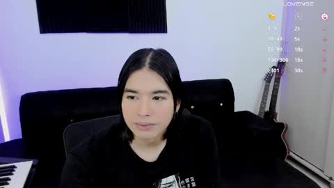 Snapshot of jordiwilldd chatting on 05.28.26 Jiho online show from 05.28.26