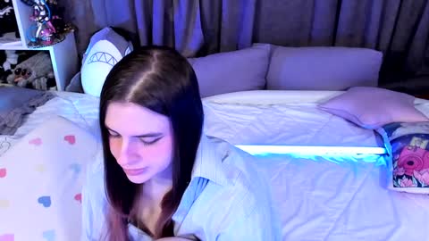 Snapshot of jorougumo chatting on 12.19.24 Rose online show from 12.19.24