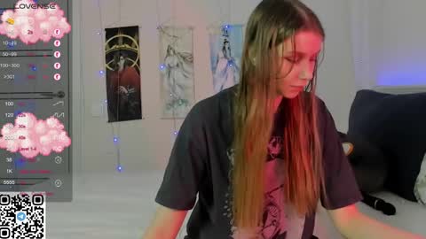 Mila online show from 02.11.25