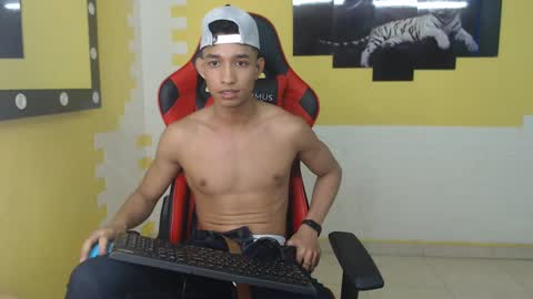jose_sexycumm online show from 12.22.24