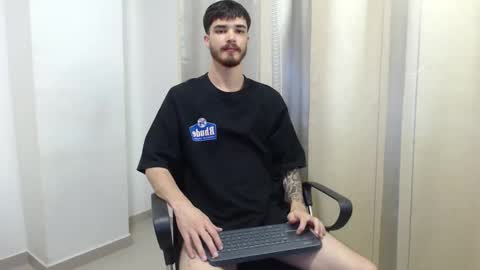 Snapshot of joseh0se chatting on 02.03.26 alejandro online show from 02.03.26