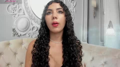 Snapshot of joselyn_sexy_ chatting on 03.01.25 Katalina online show from 03.01.25