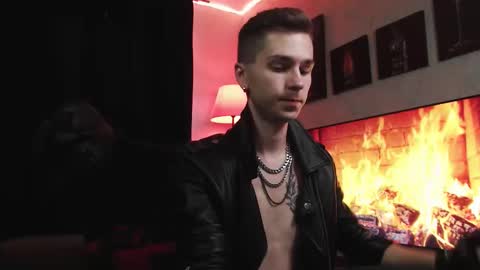 Snapshot of joseph__quinn chatting on 09.17.25 Master Joseph online show from 09.17.25