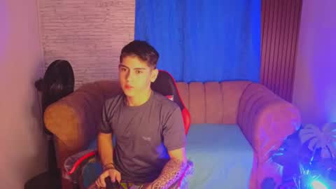 Snapshot of josethariaz25 chatting on 07.16.26 JOSETH ARIAZ online show from 07.16.26