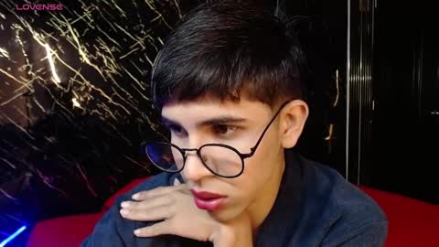 Snapshot of joshua_saenz_ chatting on 05.14.26 joshua_saenz_ online show from 05.14.26
