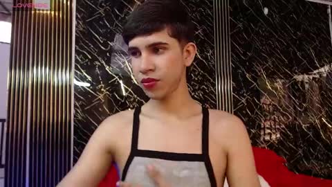 Snapshot of joshua_saenz_ chatting on 05.18.26 joshua_saenz_ online show from 05.18.26