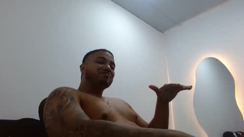 joshuadanielss online show from 04.12.26