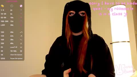 Snapshot of josie_bunny chatting on 11.18.25 Josie Bunny 3 online show from 11.18.25
