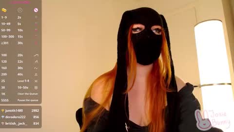 Snapshot of josie_bunny chatting on 11.19.25 Josie Bunny 3 online show from 11.19.25