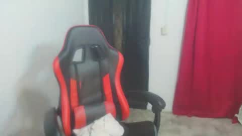 josue_linares online show from 11.05.25