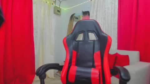 josue_linares online show from 11.11.25