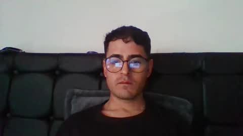 Snapshot of josux8 chatting on 12.16.25 josux8 online show from 12.16.25