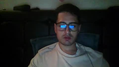 Snapshot of josux8 chatting on 12.18.25 josux8 online show from 12.18.25