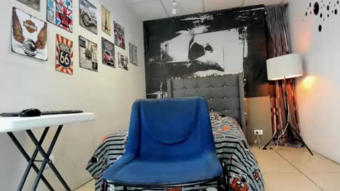 Snapshot of jouls_ chatting on 03.03.26 jouls_ online show from 03.03.26