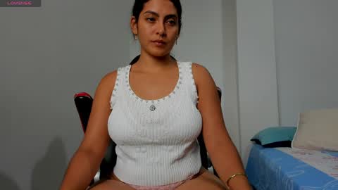 Snapshot of joyaoscura55 chatting on 05.31.26 sofiaparker8 online show from 05.31.26