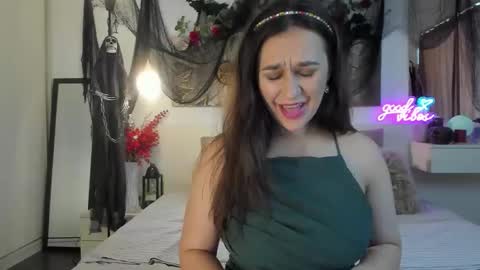 CassidyJoy online show from 10.20.25