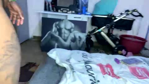 Butterflyass online show from 12.05.25