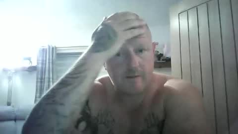 Snapshot of jp_sparky chatting on 10.24.25 jp_sparky online show from 10.24.25