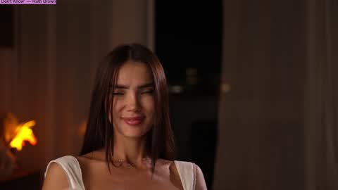 Snapshot of jseductiveart chatting on 09.29.25 Jennifer Diaz online show from 09.29.25