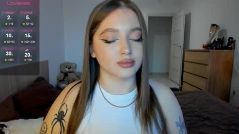 Snapshot of ju_lii chatting on 02.23.25 Julia and Julia online show from 02.23.25