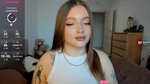 Snapshot of ju_lii chatting on 02.25.25 Julia and Julia online show from 02.25.25