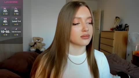 Snapshot of ju_lii chatting on 02.26.25 Julia and Julia online show from 02.26.25