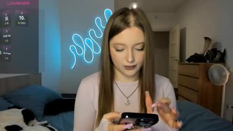 Snapshot of ju_lii chatting on 11.13.25 Julia and Julia online show from 11.13.25