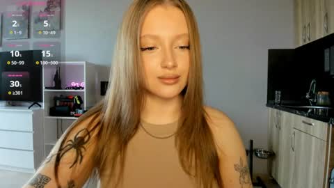Snapshot of ju_lii chatting on 07.06.26 Julia and Julia online show from 07.06.26