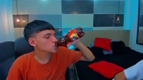 Snapshot of juan_nd_steven chatting on 02.14.25 JuanSteven online show from 02.14.25